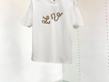 LOUIS VUITTON T shirt