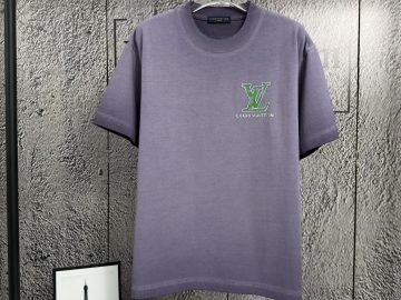 LOUIS VUITTON T shirt