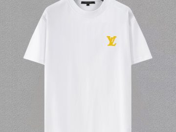 LOUIS VUITTON T shirt