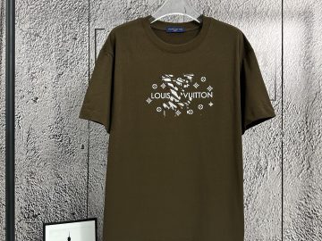 LOUIS VUITTON T shirt