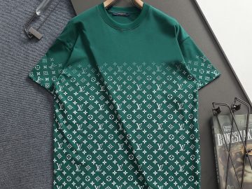 LOUIS VUITTON T shirt