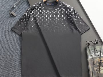 LOUIS VUITTON T shirt