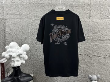 LOUIS VUITTON T shirt