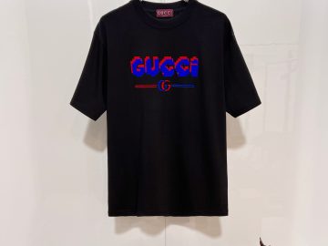 GUCCI T shirt