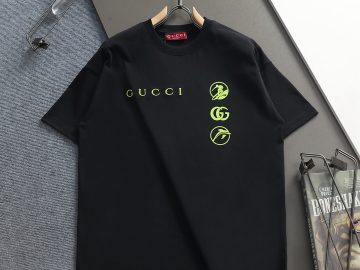 GUCCI T shirt