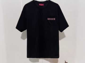 GUCCI T shirt