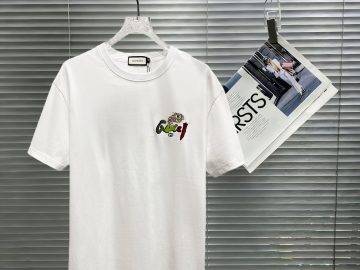 GUCCI T shirt