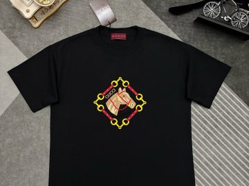 GUCCI T shirt