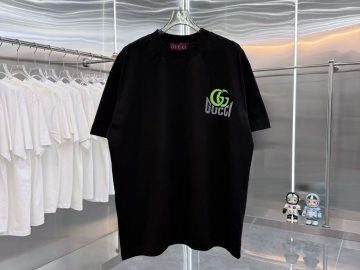 GUCCI T shirt