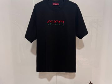 GUCCI T shirt