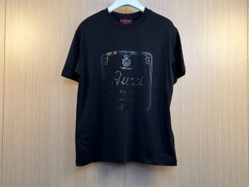 GUCCI T shirt