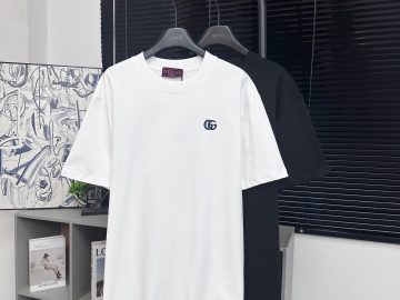 GUCCI T shirt
