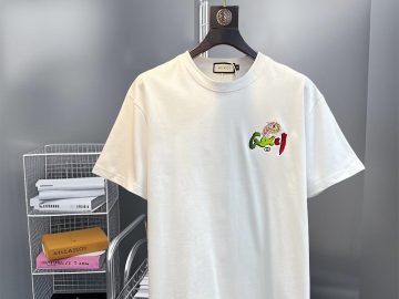 GUCCI T shirt