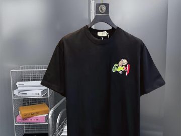 GUCCI T shirt