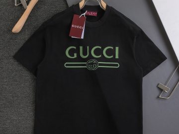 GUCCI T shirt