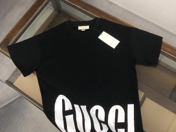 GUCCI T shirt
