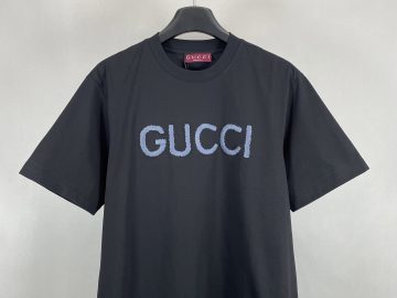 GUCCI T shirt